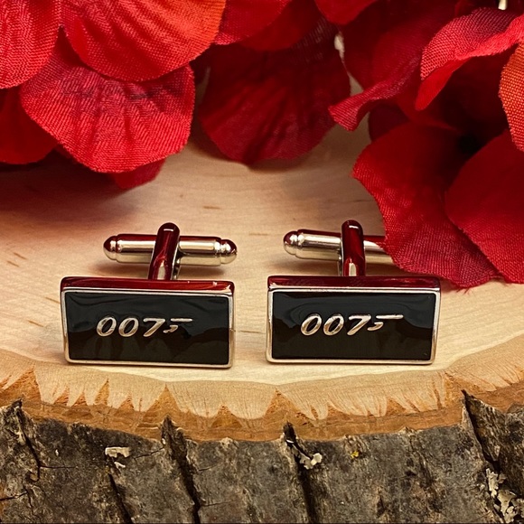 Black & Silver 007 James Bond Cufflinks - Picture 6 of 14